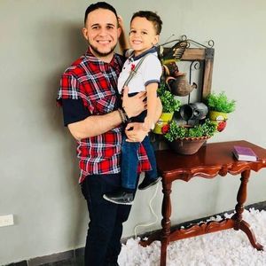 Meet your Posher, Elvin